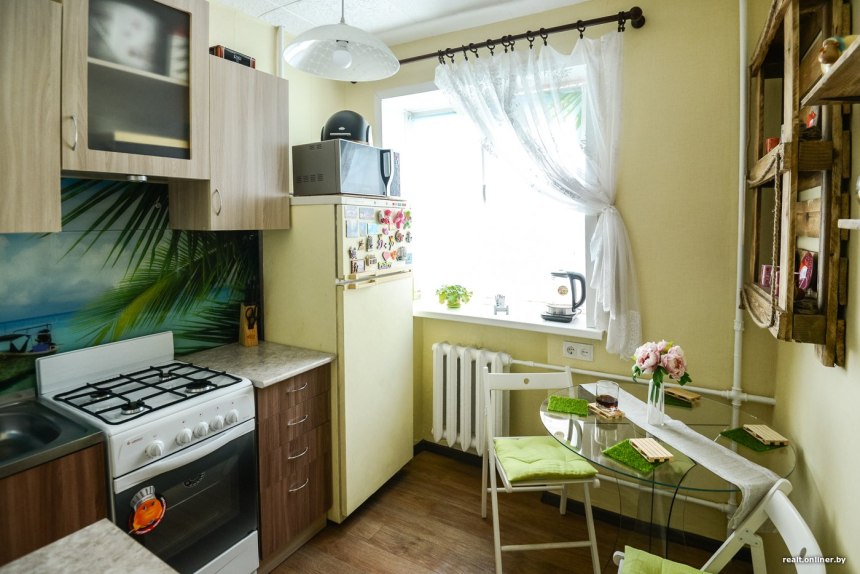 Уютная кухня в хрущевке