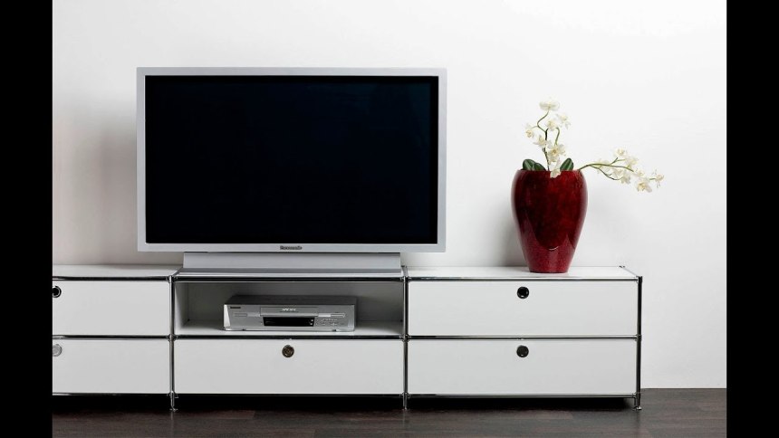 Стойка Holder TV-42110 черный