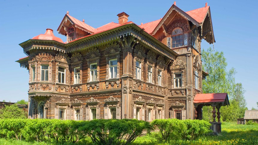 Памятник деревянного зодчества в Костромской области усадьба