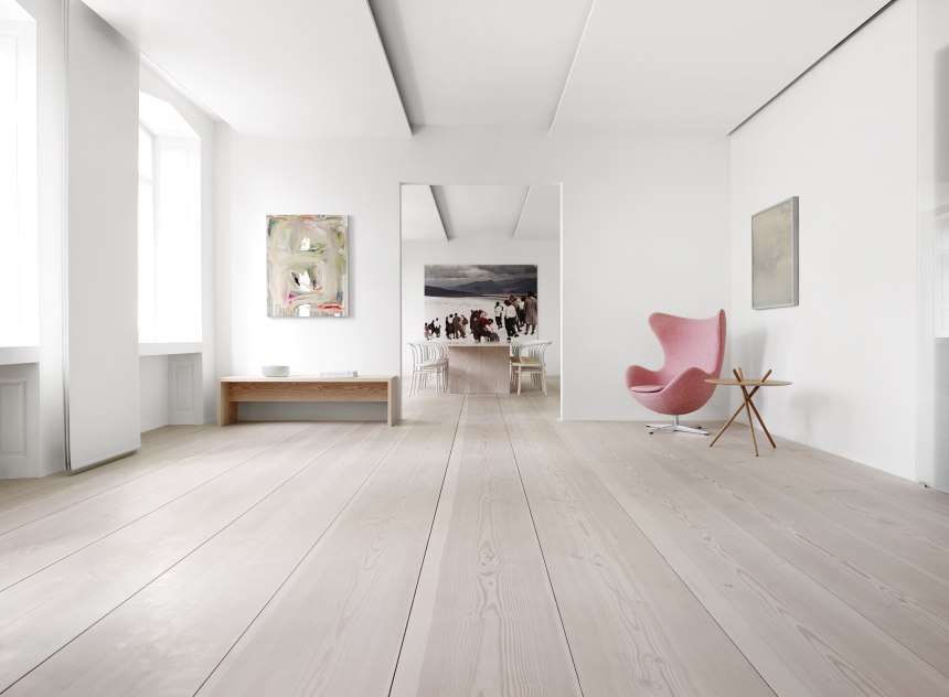 Дуглас Dinesen