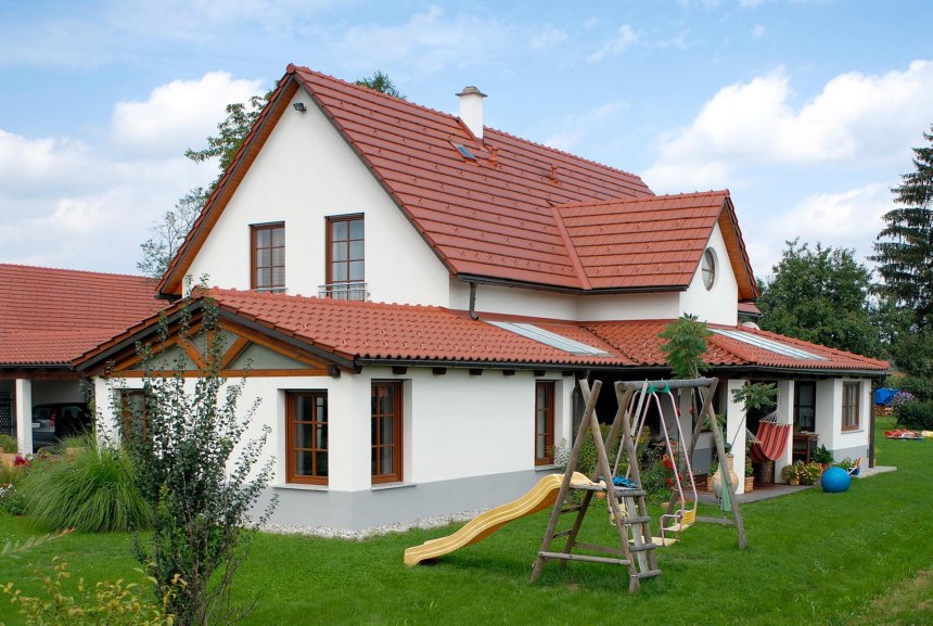 Керамическая черепица Tondach Бобровка белый цвет
