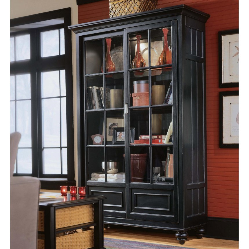 Книжный шкаф Glass Cabinet