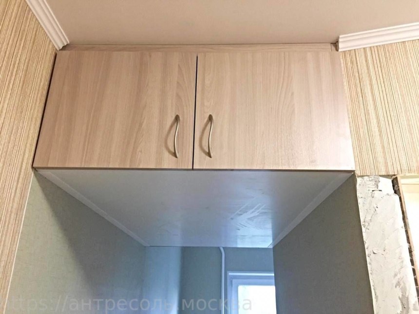 Дверцы для антресолей на кухне с установкой (65 фото)