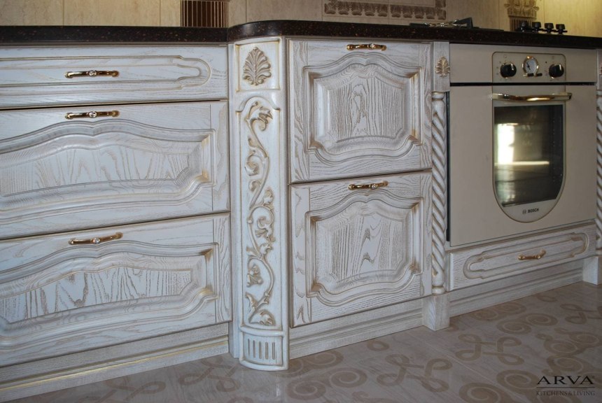 Кухня Руссини ясень