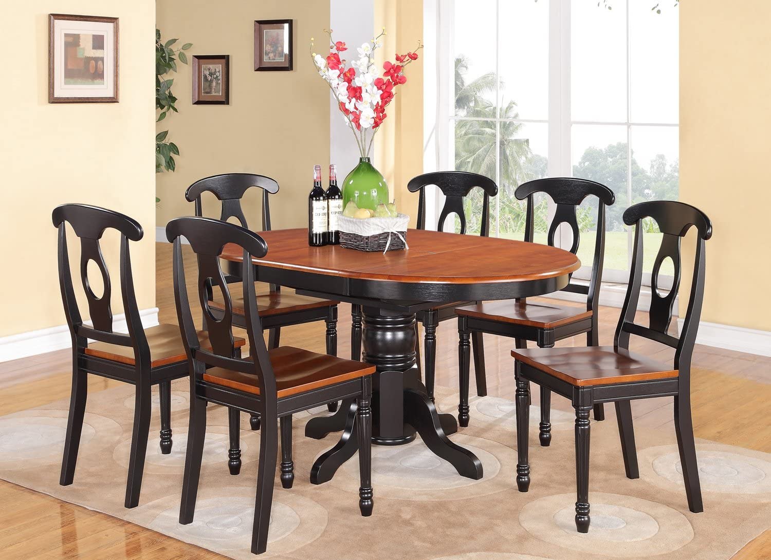 Обеденный комплект стол стулья. Кухонный стол и стулья. Кухонные столы и стулья для кухни. Красивые кухонные столы и стулья. Кухонный набор стол и стулья.