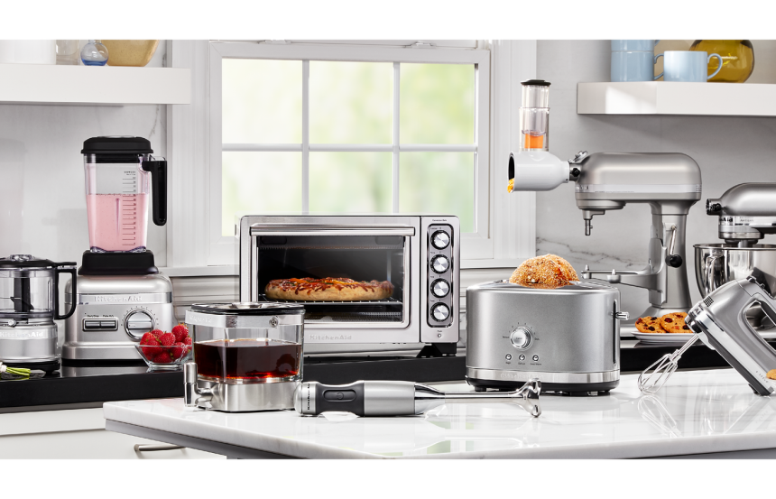 Электрический чайник Smeg klf03rdeu (Red)