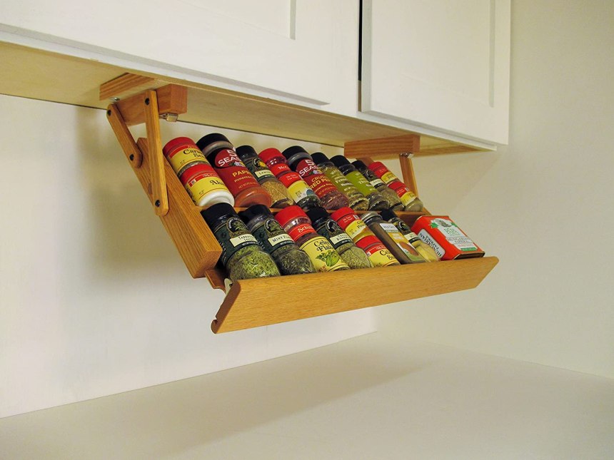 Rubbermaid Pull down Spice Rack