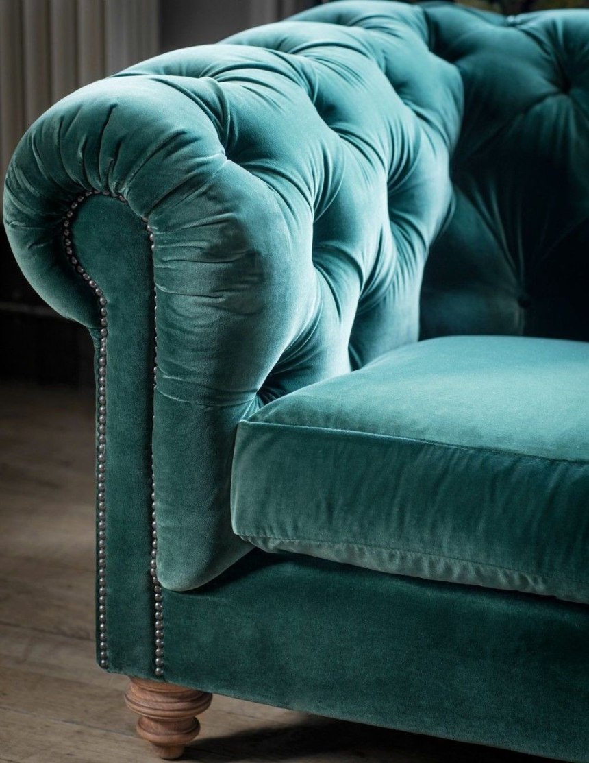 Зеленый диван Chesterfield