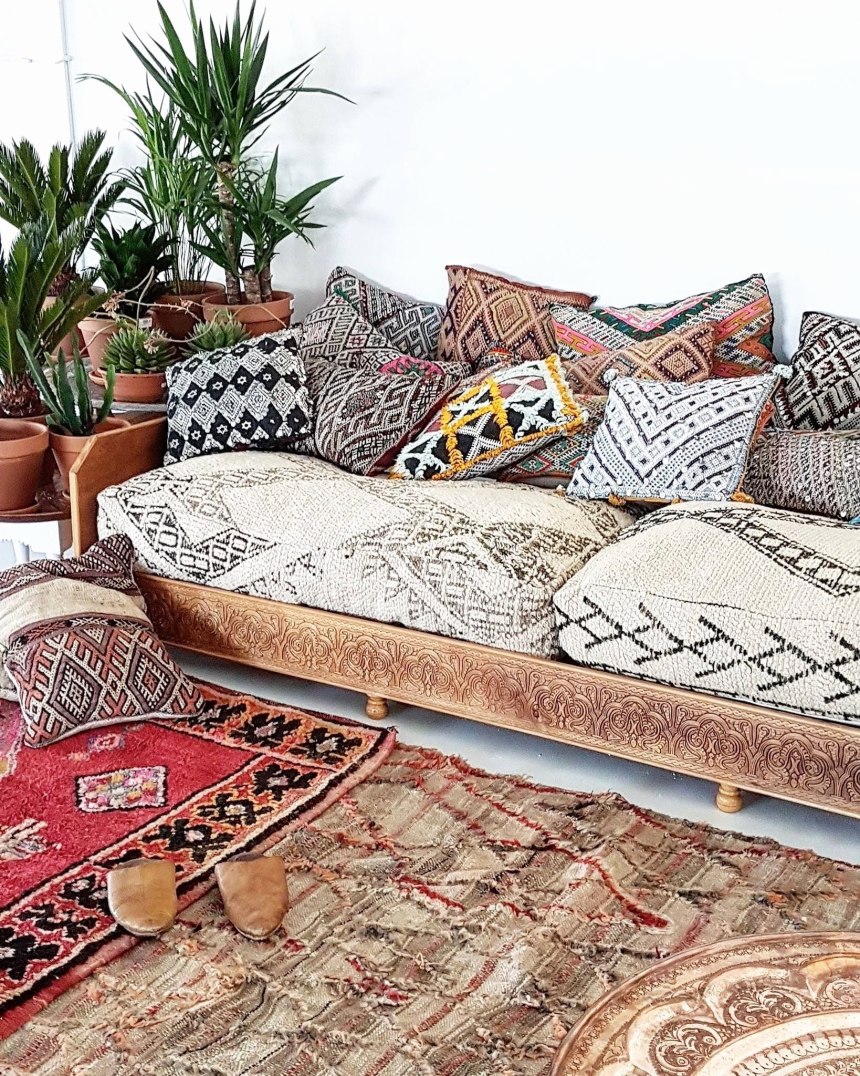 Арабский диван (86 фото)