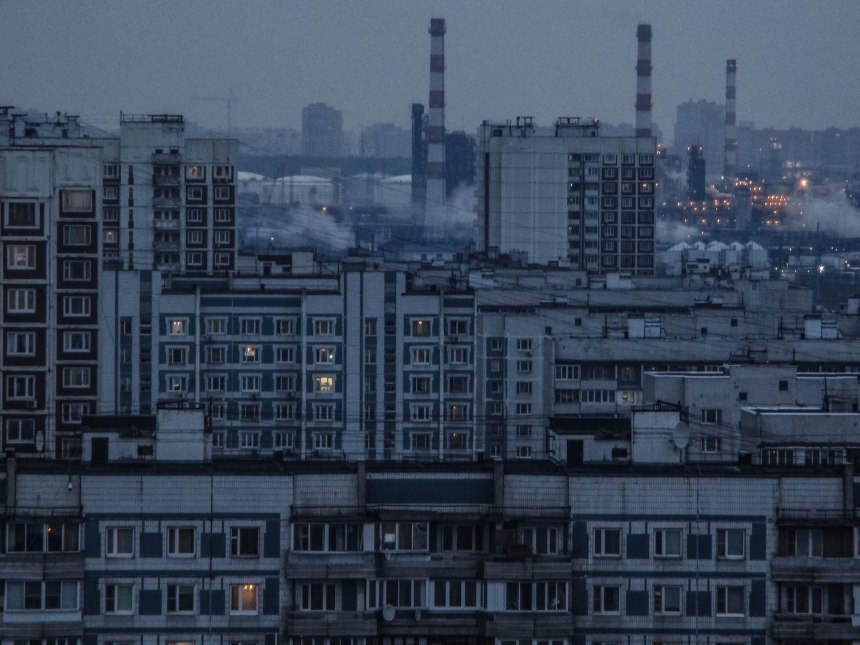 Серые панельки