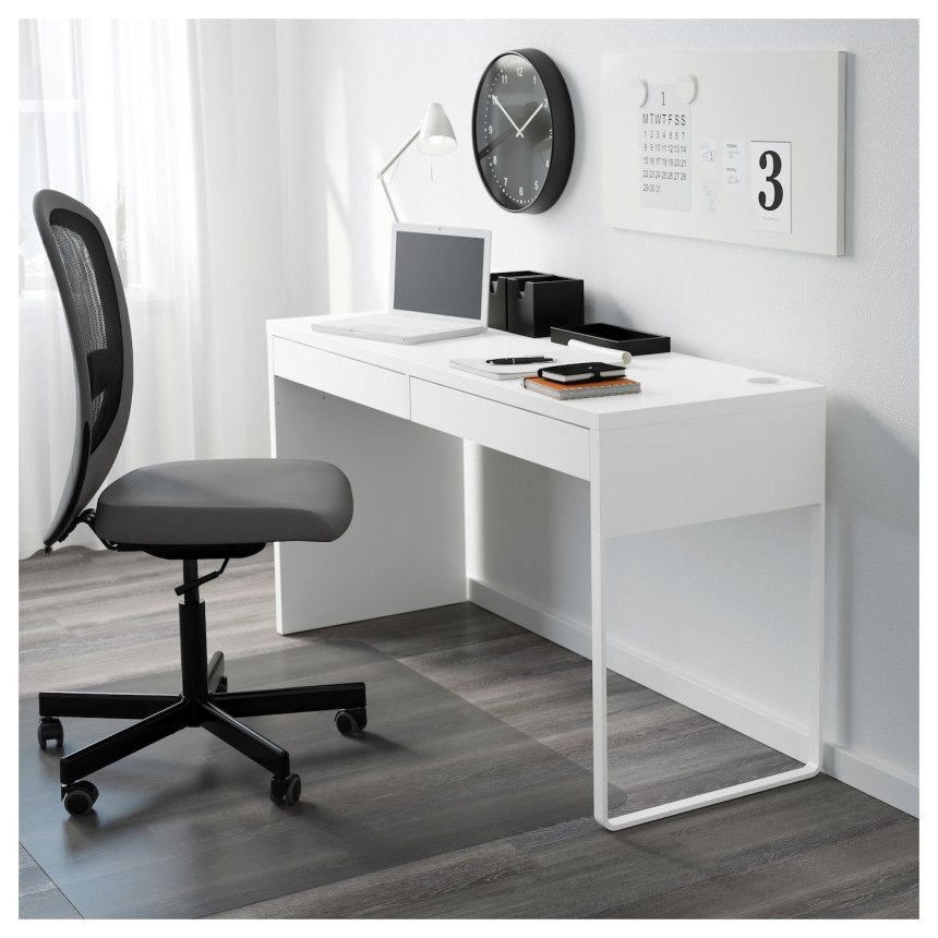 Письменный стол ikea микке 603.739.21/803.739.20