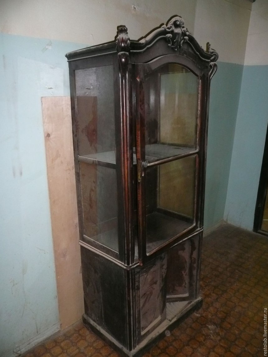 Антикварная мебель
