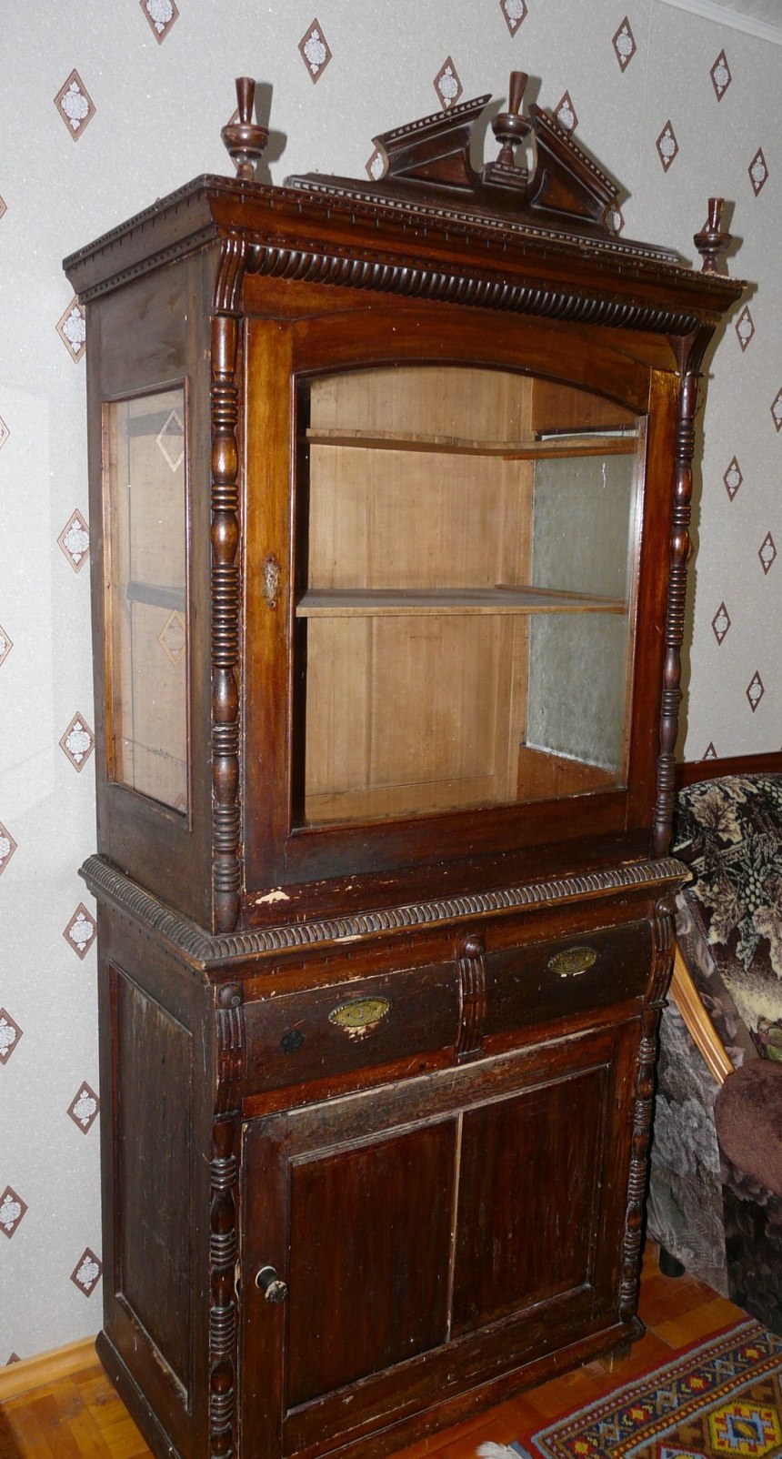 Генрих сервант/витрина (2 двери)