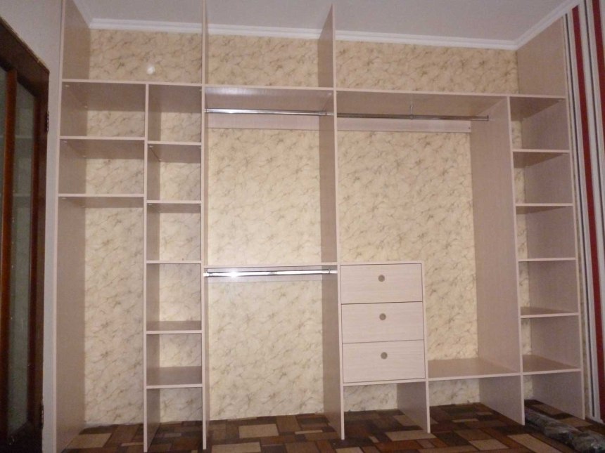 Шкафы купе в Курске на Клыкова